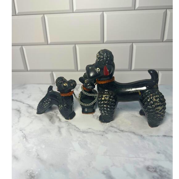 Vintage Poodle on Chain with two Pups - Japan - Picture 1 of 5